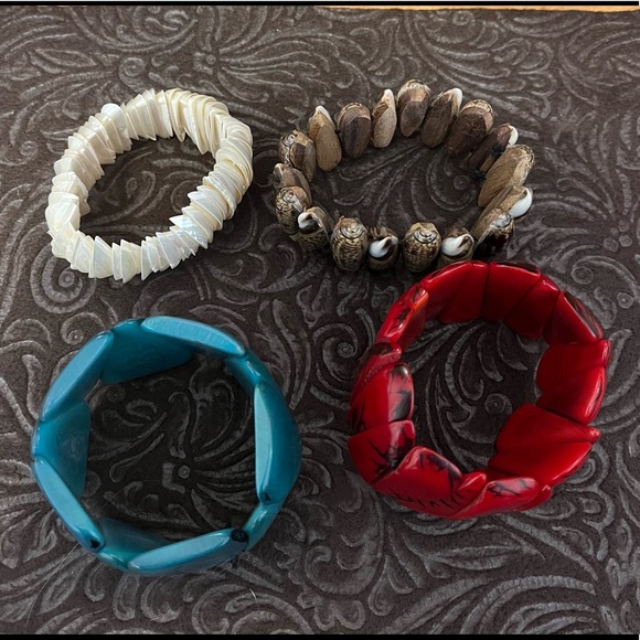 Set of four stretch bracelets - Picture 2 of 6